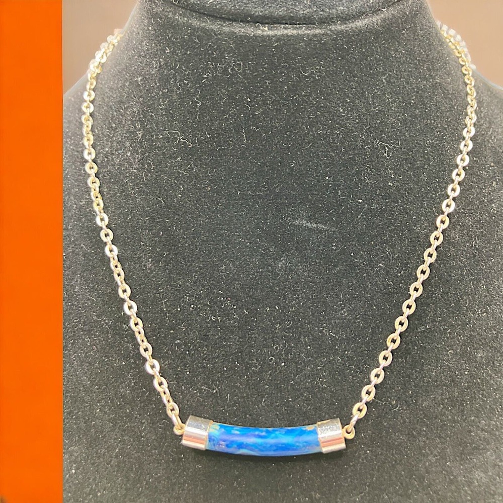 Sarah Coventry Blue Wave Pattern Curved Tube Pendant Necklace!